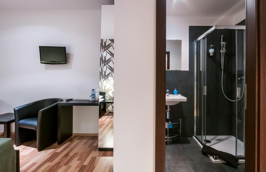 Vv & Hotel 3*